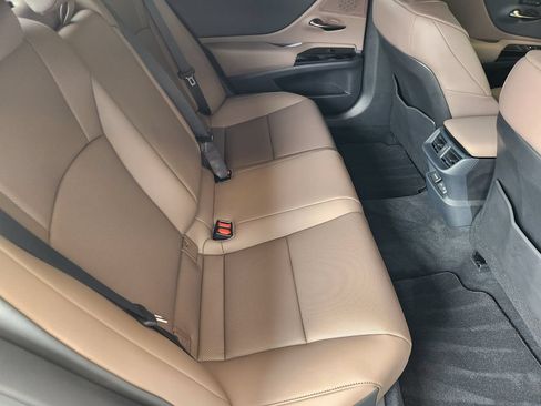 Certified 2025 Lexus ES 350 w/ Premium Package FWD image 31