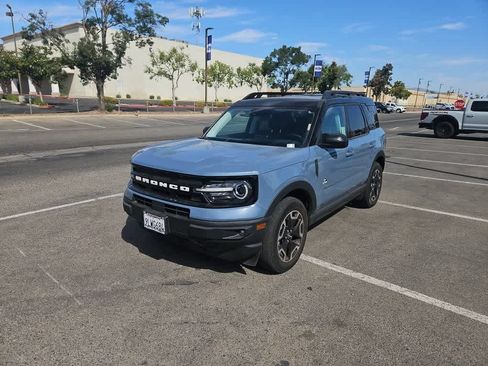 Used 2024 Ford Bronco Sport Outer Banks w/ Tech Package AWD/4WD image 1