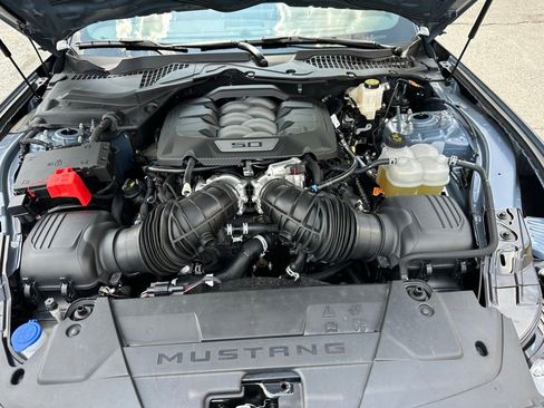 Used 2025 Ford Mustang GT RWD image 29