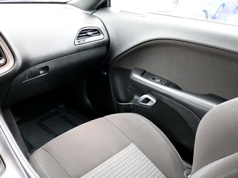 Used 2023 Dodge Challenger R/T image 41