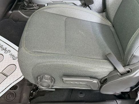 Used 2024 Jeep Wrangler Sport S AWD/4WD image 18