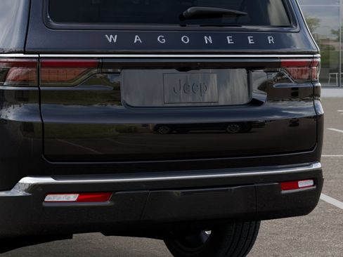 New 2025 Jeep Wagoneer Series II w/ Convenience Group I image 13