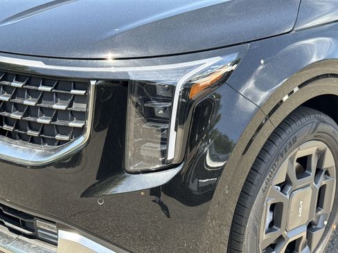 New 2026 Kia Carnival SX FWD image 13