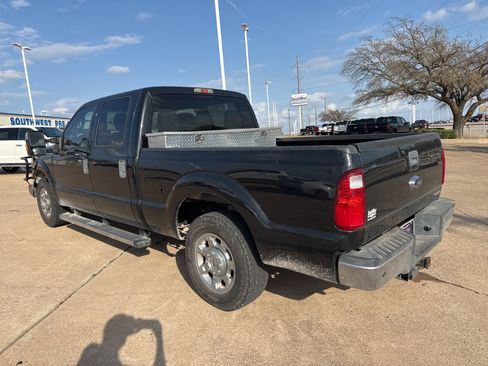Used 2014 Ford F250 XLT w/ XLT Premium Package image 5