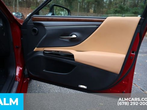 Used 2025 Lexus ES 350 w/ Premium Package image 30