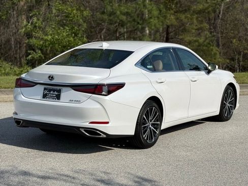 Certified 2024 Lexus ES 350 w/ Premium Package image 12