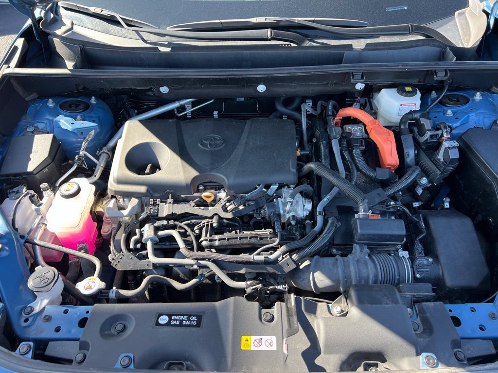 Used 2023 Toyota RAV4 AWD Hybrid image 28