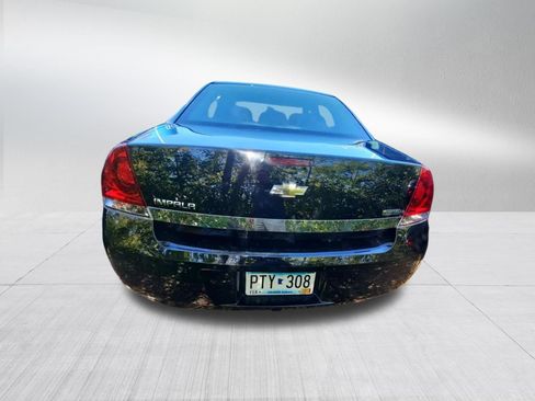 Used 2011 Chevrolet Impala LS FWD image 5