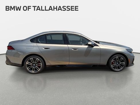 New 2027 BMW 530i w/ M Sport Package RWD image 4