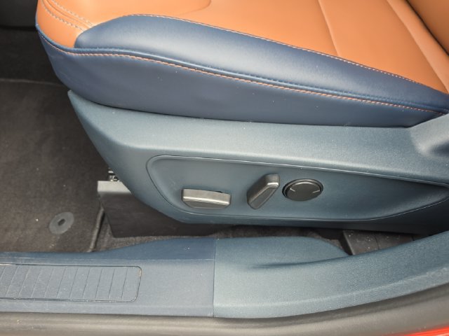 Used 2024 Ford Maverick Lariat FWD image 15
