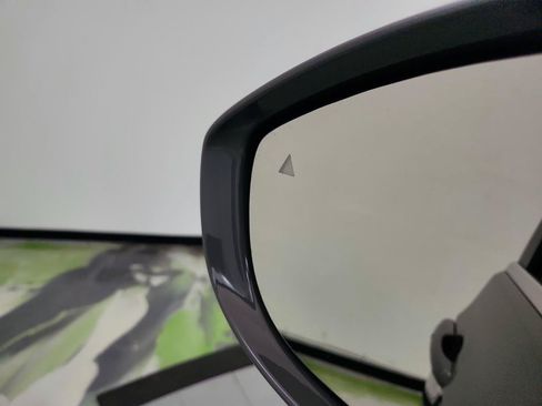 Used 2022 Chrysler Pacifica Touring-L FWD image 15