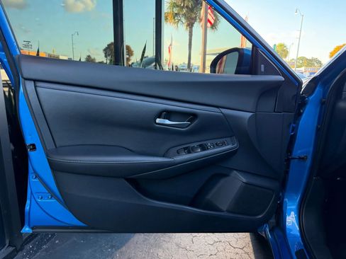 Used 2021 Nissan Sentra SV FWD image 9