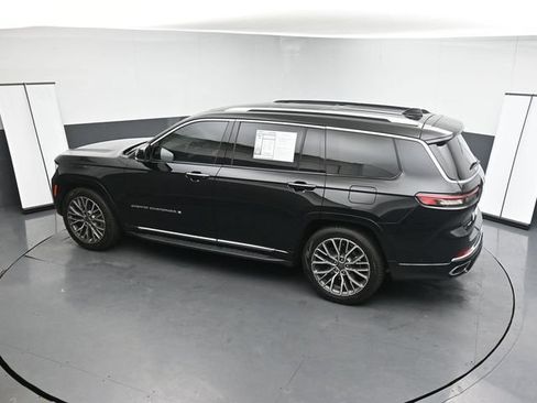 Used 2023 Jeep Grand Cherokee L Summit AWD/4WD image 19