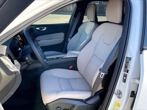 New 2026 Volvo XC60 B5 Plus w/ Protection Package Premier image 11