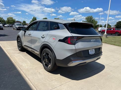 New 2026 Kia Sportage EX FWD image 7