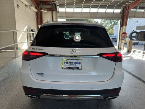 Used 2025 Mercedes-Benz GLE 350 4MATIC image 31