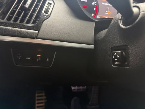 Used 2019 Kia Stinger GT1 RWD image 16