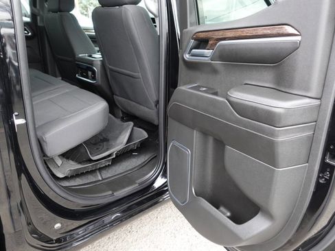 Used 2022 GMC Sierra 1500 Elevation image 29