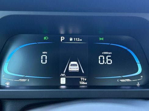 New 2025 Hyundai Elantra Sport image 12