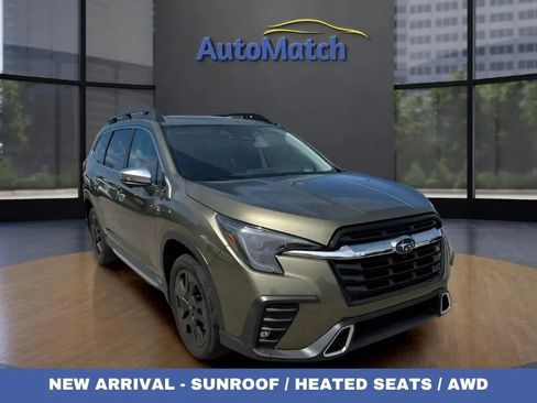 Used 2023 Subaru Ascent Touring image 1