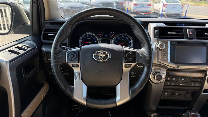 Used 2016 Toyota 4Runner Limited AWD/4WD image 32