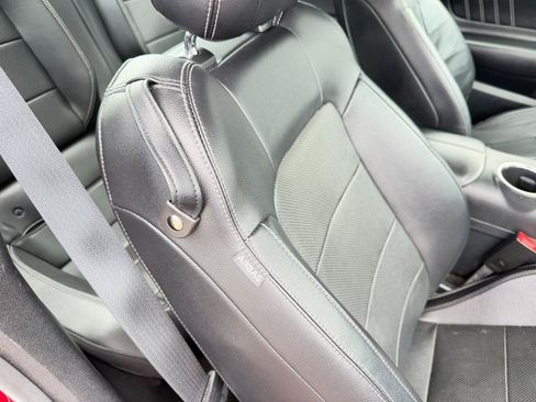 Used 2015 Ford Mustang Premium RWD image 37