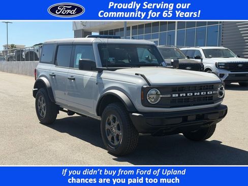 New 2026 Ford Bronco Big Bend AWD/4WD image 1