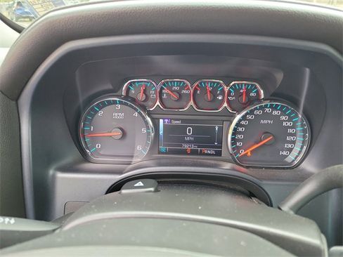 Used 2018 GMC Sierra 1500 SLE w/ SLE Value Package image 17