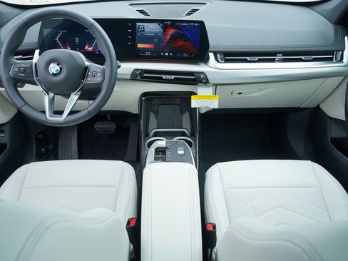 New 2026 BMW X1 xDrive28i w/ Convenience Package image 12