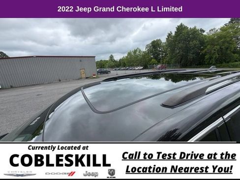Used 2022 Jeep Grand Cherokee L Limited AWD/4WD image 17