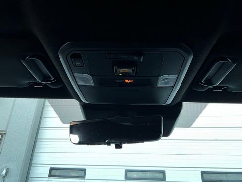 Used 2025 Toyota 4Runner Trailhunter image 22