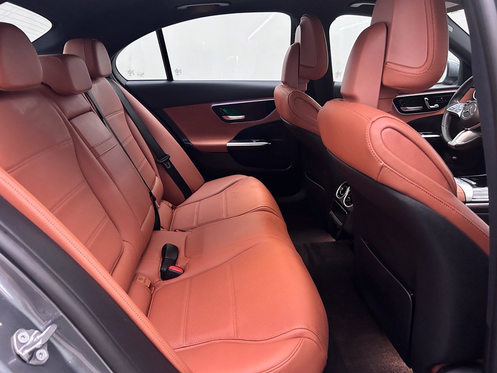 Used 2022 Mercedes-Benz C 300 Sedan image 15