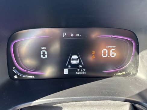 Used 2023 Kia Soul LX w/ Option Group 015 image 5