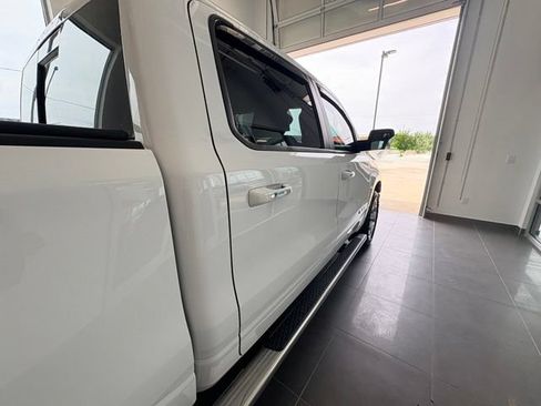 Used 2019 RAM 1500 Big Horn AWD/4WD image 11