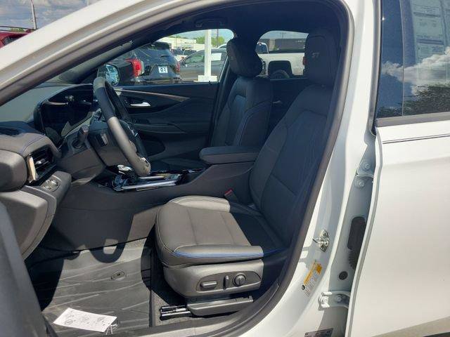 New 2026 Buick Envista Sport Touring w/ Convenience I Package FWD image 9