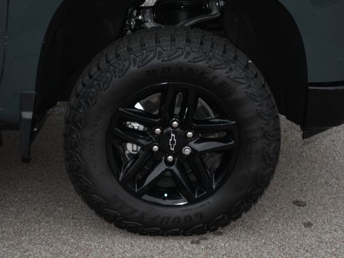 Used 2025 Chevrolet Silverado 1500 Custom Trail Boss image 20