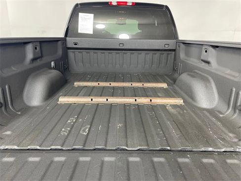 Used 2009 Chevrolet Silverado 2500 LT w/ Exterior Plus Package image 17