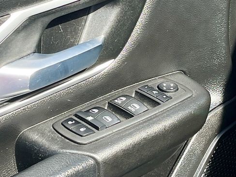 Used 2022 RAM 1500 Big Horn image 18