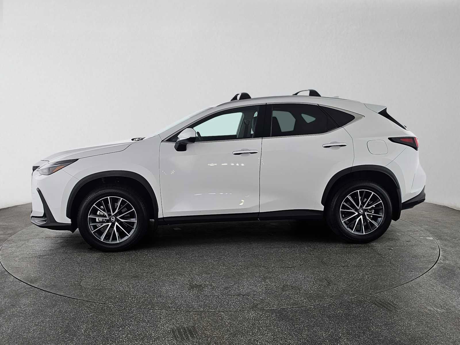 Certified 2026 Lexus NX 350 AWD w/ Accessory Package (2T) image 6