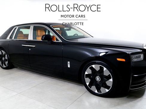 New 2026 Rolls-Royce Phantom Sedan image 5
