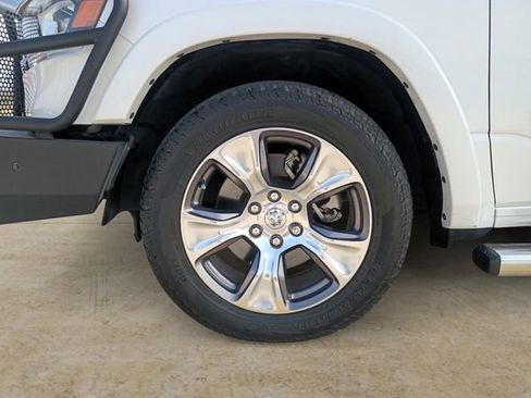 Used 2022 RAM 1500 Laramie image 14