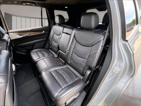 Used 2025 Cadillac XT6 Sport w/ Platinum Package AWD/4WD image 26