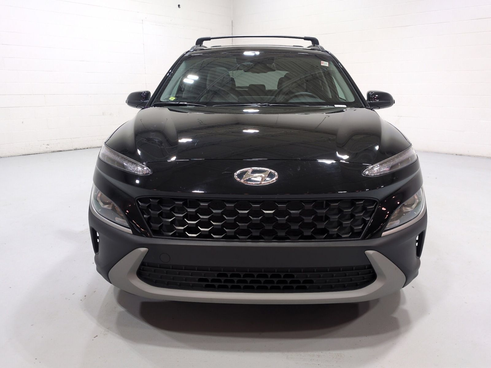 Certified 2023 Hyundai Kona SEL w/ Convenience Package AWD/4WD image 8