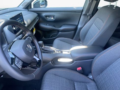 New 2026 Honda HR-V Sport image 9