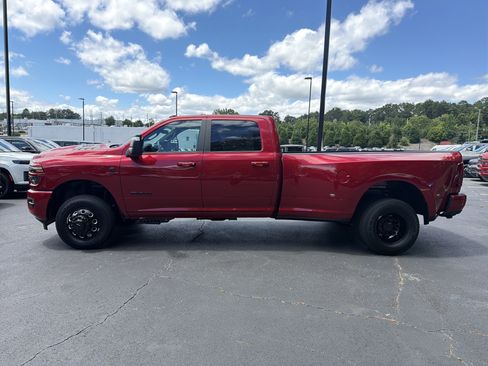 New 2026 RAM 3500 Laramie w/ Night Edition AWD/4WD image 4