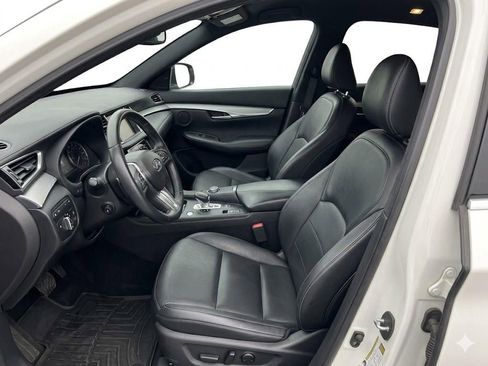 Used 2022 INFINITI QX50 Luxe w/ Appearance Package image 11