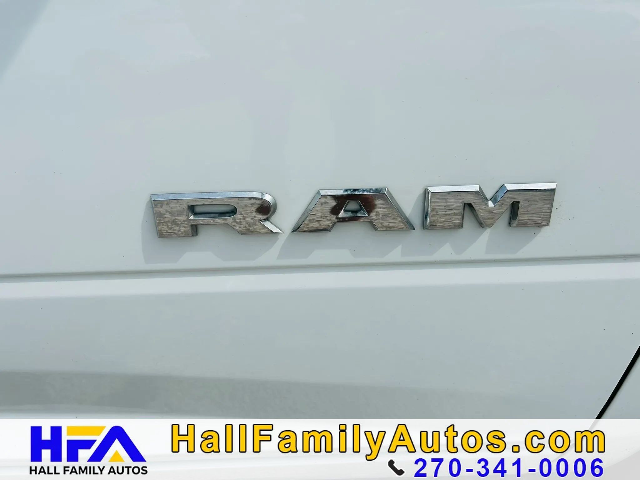 Used 2024 RAM 2500 Laramie AWD/4WD image 40