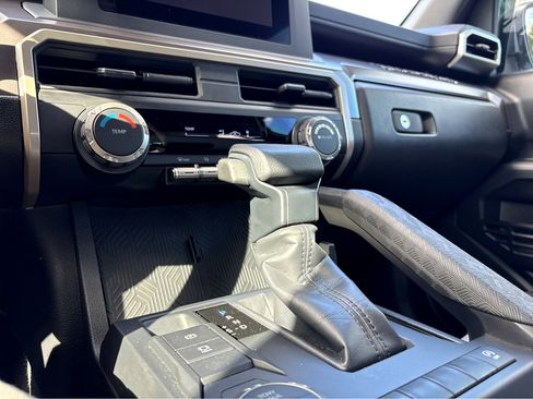 Used 2024 Toyota Tacoma SR5 image 17