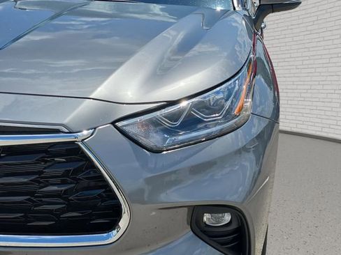 New 2026 Toyota Highlander Platinum AWD/4WD image 33