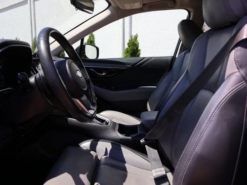 Used 2025 Subaru Outback Limited AWD/4WD image 21
